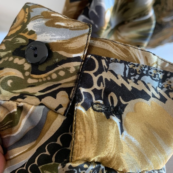 ⚜️🕋 GOLD and black witchy silky vintage blouse - Picture 6 of 7